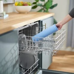 Frisco Silicone Dog & Cat Food Mat, Blue 14 Frisco Silicone Dog & Cat Food Mat, Blue -Chewy Store 363399 PT5. AC SS1800 V1660750517